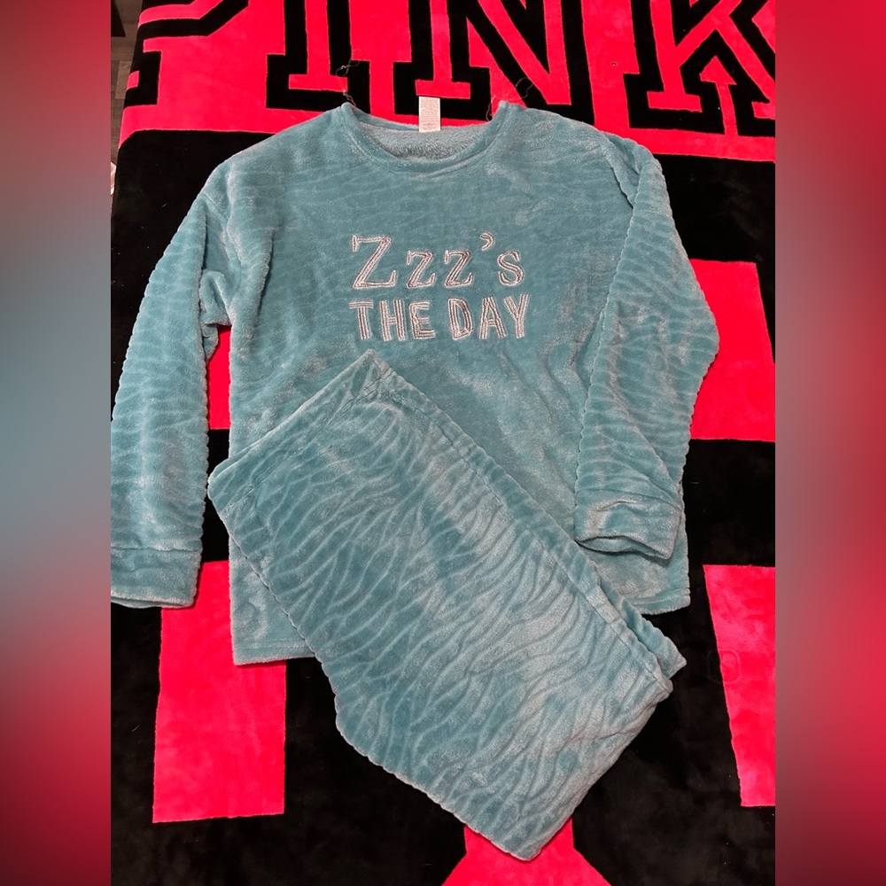 PJ set